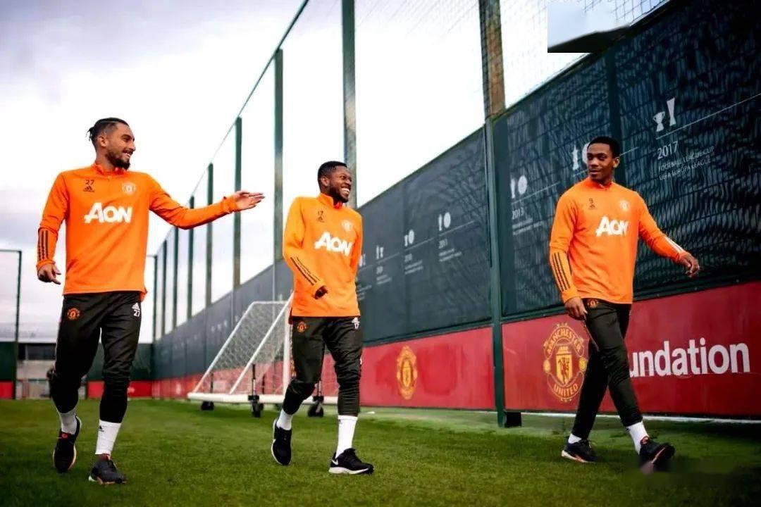 星空电竞官网 -关于巴塞罗那清晨官宣签约，志在足总杯名次提升，震撼外界，细节决定成败的信息