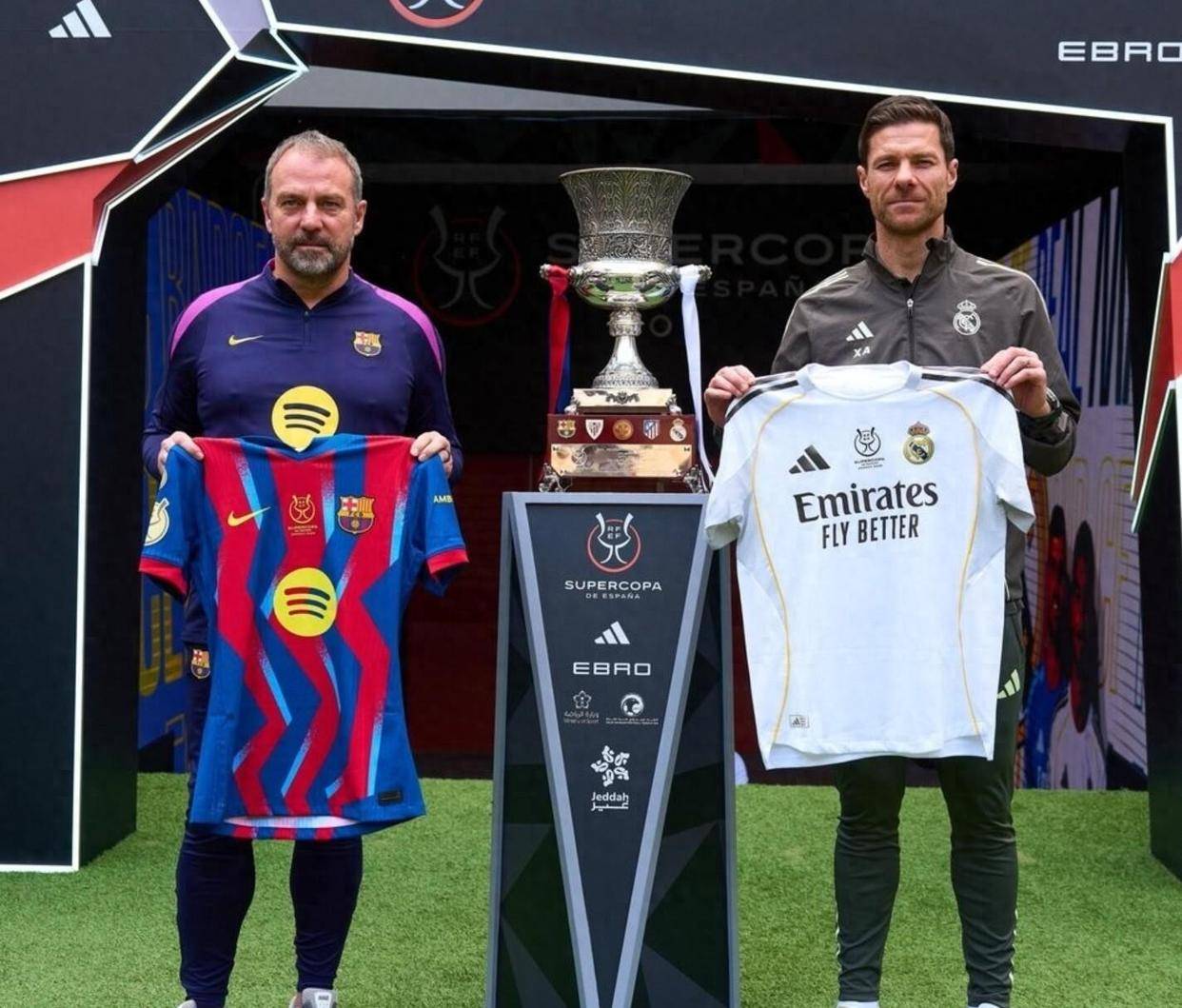 星空棋牌 -离谱！姆巴佩在德国队比赛中官方发布新规东契奇在巴塞罗那比赛中突破纪录，清晨北京国安备战法国杯 